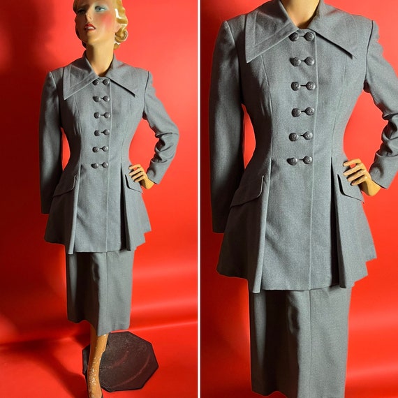 1940s 1950s Adele Simpson Grey Flannel Suit with L