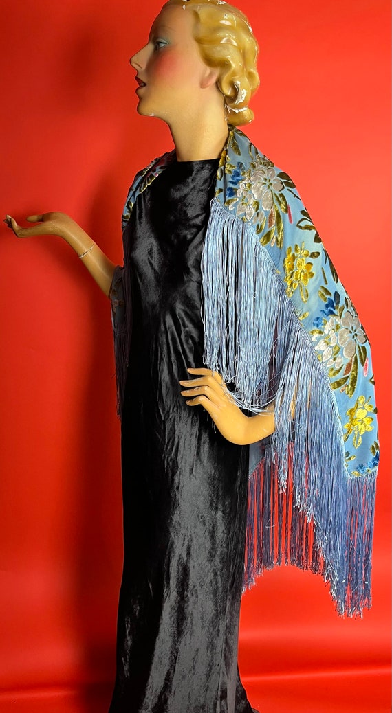 1920s Pale Blue Silk Devoré Shawl with Fringe, Si… - image 5
