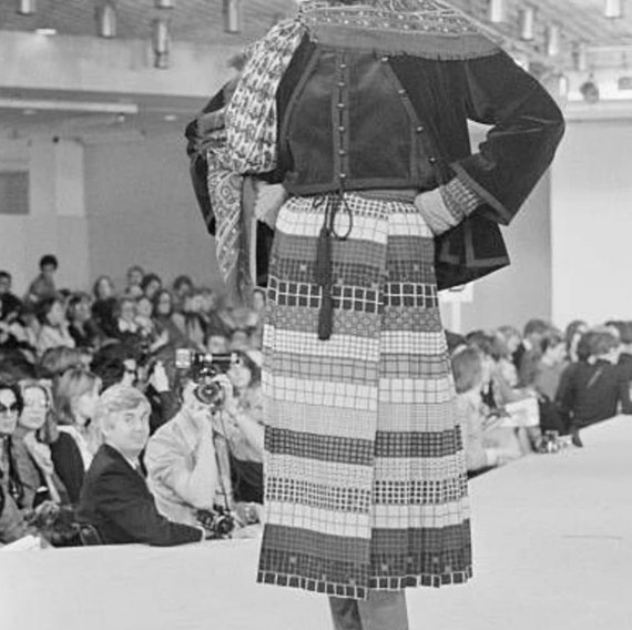 1970s Yves Saint Laurent Rive Gauche Wool Challis Wrap Skirt - Etsy