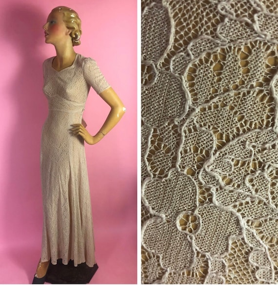 1930s 1940s Pale Shell Pink Lace Gown with Tie Ba… - image 1