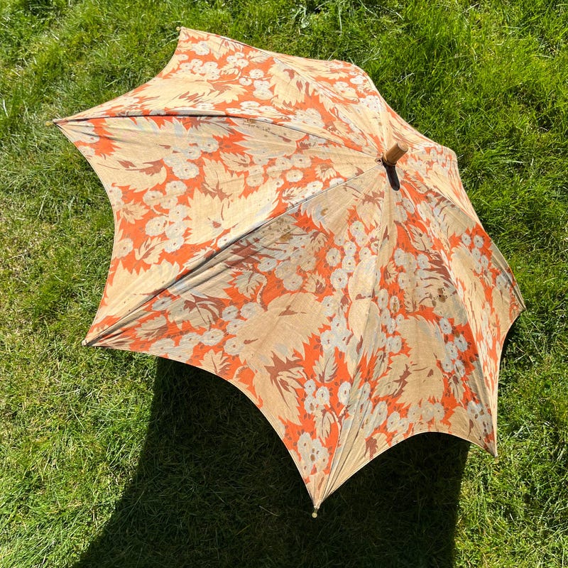 Imperfect but beautiful - art deco 1920's printed linen parasol in coral red & cream - small hole