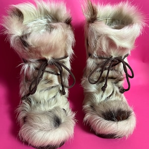 Yeti store moon boots