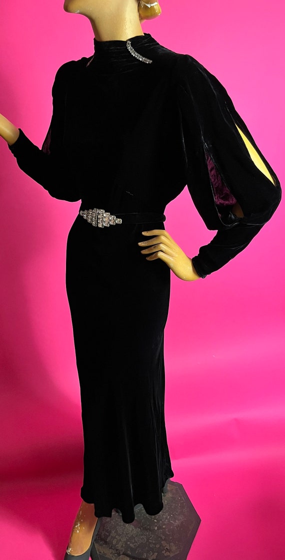 1930s Black Velvet Gown with Split Balloon Sleeve… - image 3