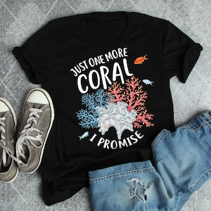 Aquarium Coral Shirt, Women Men, Fish Lover Gift, Cute Fishkeeping T-shirt, Fishkeeper Tshirt Tropical Marine Aquatic Pet Tee Keeping Keeper