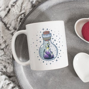 Nonbinary Pride Kaffeetasse, Non-Binary Flagge Pride Geschenk, LGBT, Gay Pride, Enby, Transgender, Trans, Subtile, Okkulte Flasche Witchcore Gothic