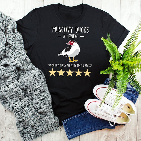 Easily Distracted By Birds Farm Cute T-Shirt Gift Easily Distracted By Birds Farm Cute T-Shirt Gift