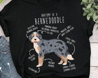 Camiseta Bernedoodle, regalo para amantes de los perros Bernedoodle Blue Merle, para mujeres y hombres, divertida y linda camiseta con dibujo de caniche, mezcla de cruces, para mamá y papá, color negro Merle.