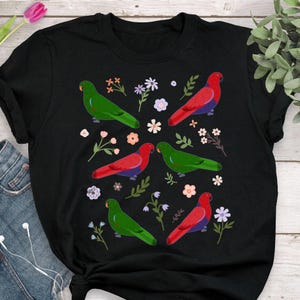 Eclectus Parrot Shirt, Women, Men, Funny Parrot Lover Gift, Cute Bird T-shirt, Pet Tshirt, Male Female Green Red Eclectus, Eclectus Mom Dad