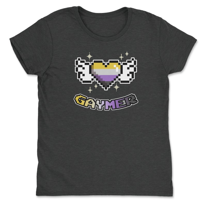 a black t - shirt with a pixel heart and the words geekkid on