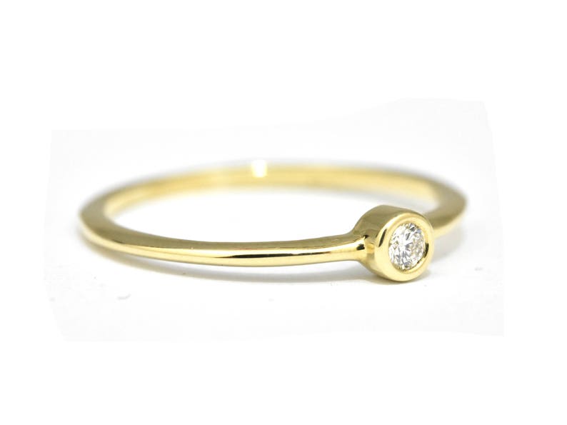 Small Diamond Ring Bezel Diamond Ring Dainty Diamond Ring Alternative Engagement Ring Thin Diamond Band