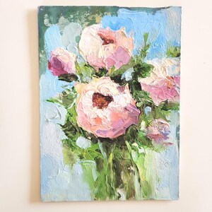 Pintura a óleo floral com flores abstratas e peônias, 5 por 7'', arte original, flores empastadas, pintura semi-abstrata