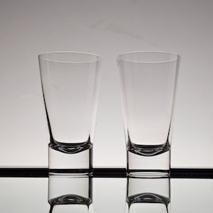 Iittala  "Aarne" pair of highball & beer glass by Göran Hongell