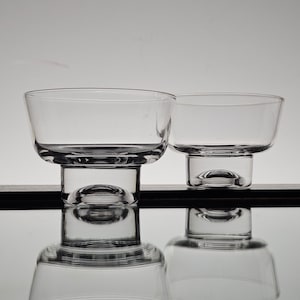 Tapio Wirkkala pair of dessert glass bowl &quot;Future&quot; 1960s Iittala Finland