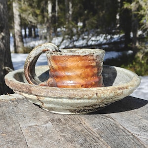 Kumano Kuraemon shino stor kopp och fat, japansk samtida keramik