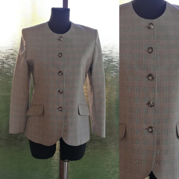 black round neck coat