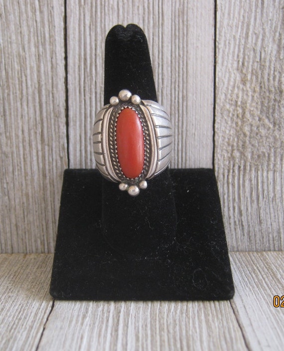 NAVAJO CORAL RING - image 4