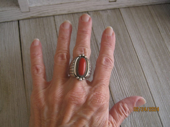 NAVAJO CORAL RING - image 6