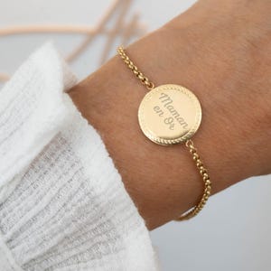 Personalized Stainless Steel Mom Bracelet - Custom Bracelet, Engraved Charm, Adjustable Chain Bracelet, Mother&#39;s Day Gift