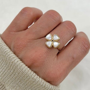 Natural stone clover ring in adjustable stainless steel Women's jewelry gold image 4