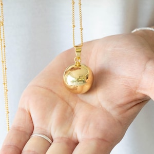 Smooth pregnancy bola, gift for future mother