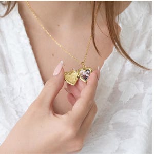 Personalized heart locket necklace in gold or silver stainless steel with photo, gift for mom, birthday gift for her