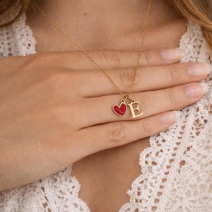 Collier initial personnalisé avec coeur, collier de lettres, collier lettre, cadeau d’anniversaire