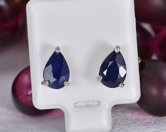 Pendientes de plata de ley 925 con zafiro azul natural talla pera.
