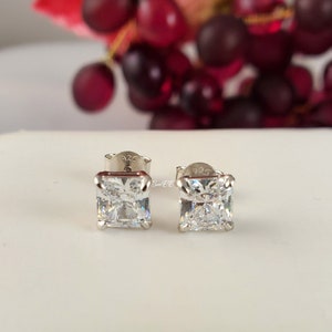 2 Carat 6mm Princess Cut Stud Earrings Diamond Simulated 925 Sterling Silver Prong Setting