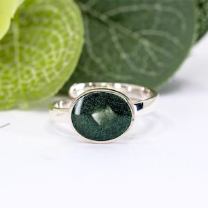 Oval Wrap Cremation Ashes Ring. If sending human ashes please order at www.samfirememorials.co.uk.  For pet ashes only.