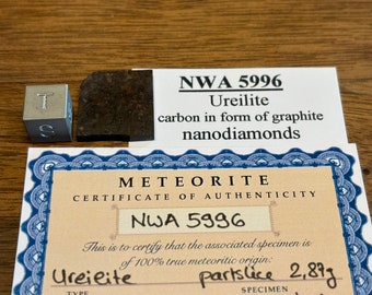 Meteorite NWA 5996 - Ureilite - found 2009 in Northwest Africa - TKW only 452 g - amazing part slice - 2.87 g