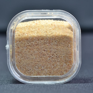 GREAT SAND SEA - Egypt sand sample - collected 2018 - natural sand sample - rare sample - no treatment - in box - net weight 19 g