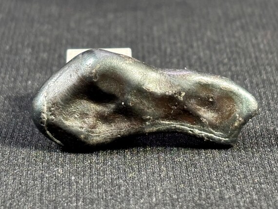 SIKHOTE ALIN - Iron Meteorite - Amazing Bullet - Iron IIAB