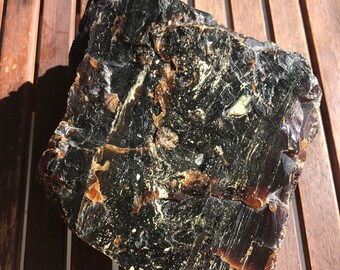 1400 g Blauer Natur BERNSTEIN aus Indonesien - Sumatra - tolles rohes Bernstein Exemplar - blau-schwarz gefärbt - Top Qualität - Groß 1,40 kg