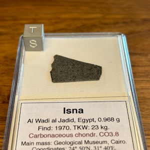 Meteorite ISNA - Carbonaceous Chondrite C03.8 - found 1970 in Egypt - rare meteorite - TKW 23 kg - part slice - 0.968 g
