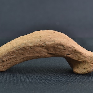 EGYPTIAN ANCIENT POTTERY Antique piece of Egyptian pottery from Abu Ballas Pottery Hill Western Desert of Egypt very rare found 2002 - 134 g