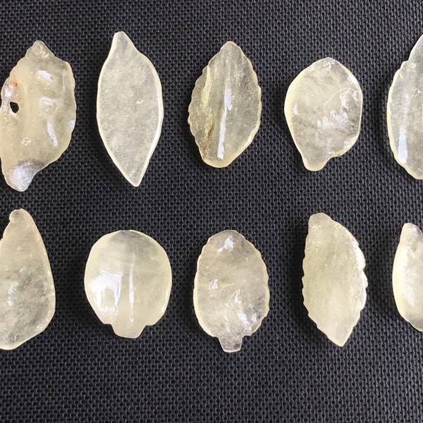 Libyan Desert Glass - LDG - Absolutely GEM AAA+ quality carved leaves - amazing perfect cut - translucent with inclusions - 2 g to 3.9 g