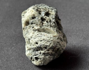 Krakatoa - Krakatau pimpsten - individuell - mönstrad vulkansten - Historiskt utbrott 1883 - Java Indonesien - naturligt - 13,83 g