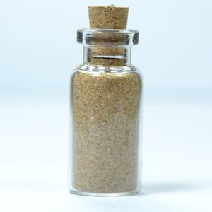 Sahara Sand sample from Egypt - yellow sand sample from Gilf Kebir Region - Western Desert of Egypt - amazing collectors glass jar 5.6 g net