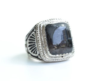 Black ARFVEDSONITE silver ring - cut and polished - 925 sterling silver - TOP quality - hand made in Jakarta - 14.5 g US ring size 8.5
