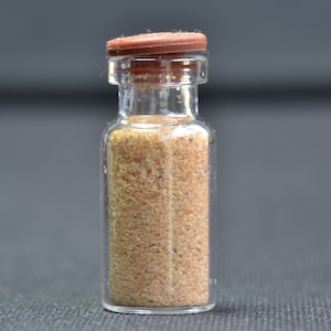 GREAT SAND SEA - Egypt sand sample - collected 2018 - natural sand sample - rare sample - no treatment - in glass jar - net weight 4.5 g