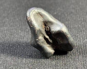 Bala de meteorito de hierro de Sikhote-Alin: Ejemplar auténtico del IIAB, 17,2 g