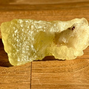 Libyan Desert Glass - individual specimen - amazing natural outside pattern and shape - semi translucent - top quality - 46.2 g