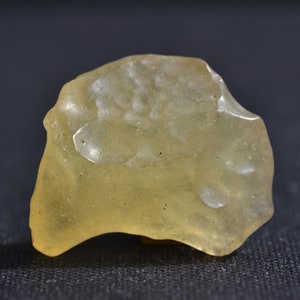 Libyan Desert Glass - amazing specimen - individual - Top GEM AAA quality - completely translucent - natural outside texture - 13 g