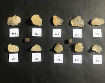 Libyan Desert Glass individual specimens - choose from the selection - Top GEM AAA quality absolutely translucent - 8.3 - 8.8 - 1 x 10 g