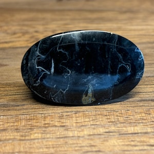 Petrified Fossilized Palm Root Cabochon - Natural - Java - Indonesia - amazing - both sides mirror polished - black colored - 5 g