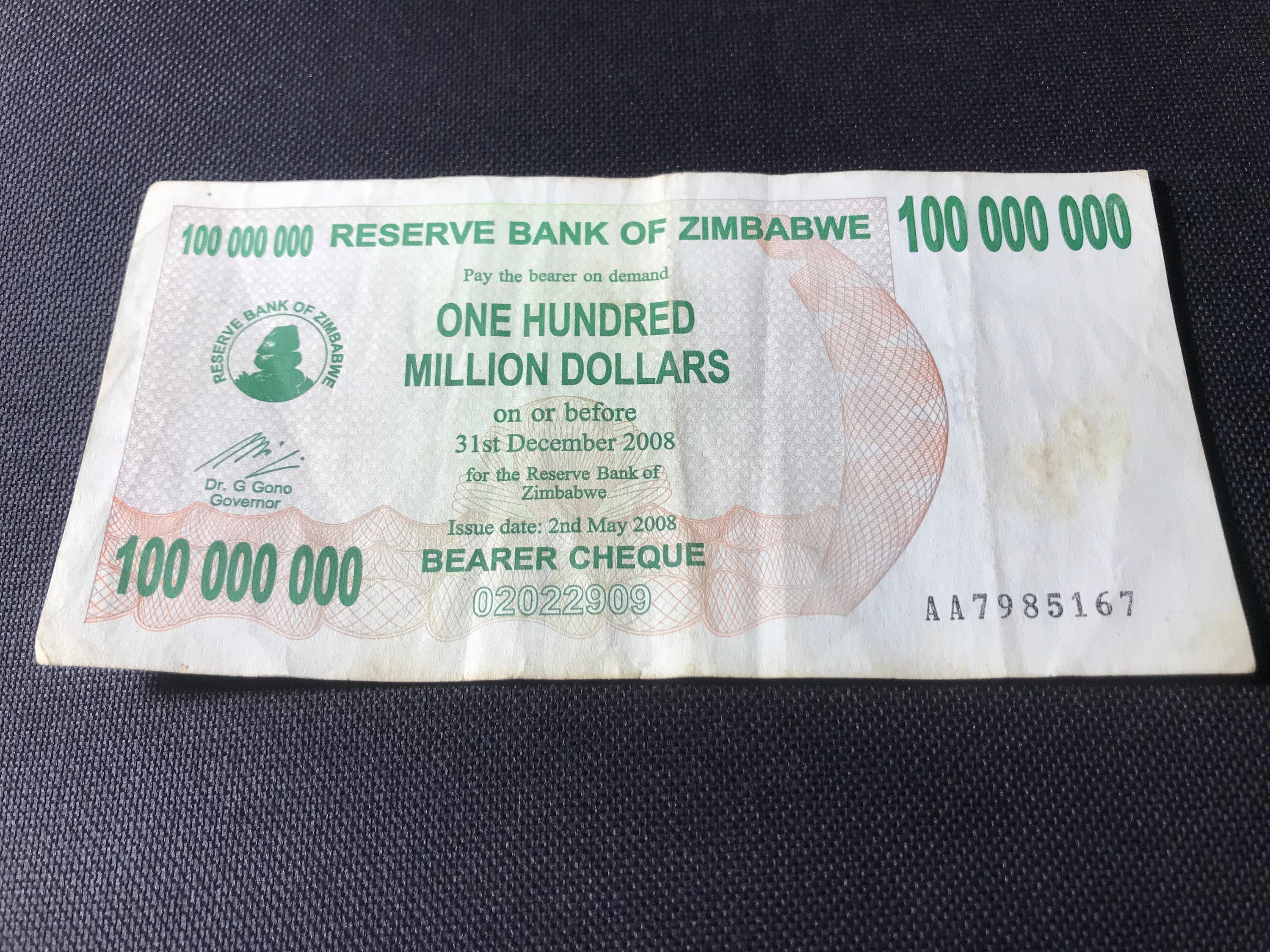 ヴィンテージジンバブエ1億ドル紙幣：希少コレクターズノート - Etsy 日本