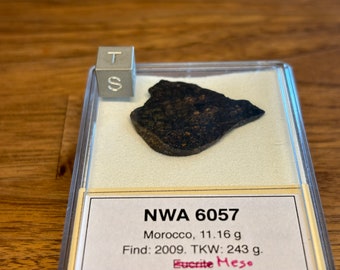 Meteorite NWA 6057 - Mesosiderite - found 2009 in North West Africa - TKW only 243 g - amazing end cut - 11.16 g