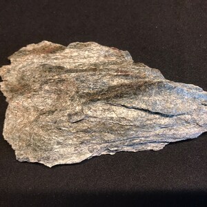 Slate Shale stone from Mürren-Schilthorn - Bernese Oberland - Switzerland - natural - silver-grey colored - decoration - shiny - 98 g