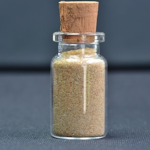GREAT SAND SEA - Egypt sand sample - collected 2018 - natural sand sample - rare sample - no treatment - in glass jar - net weight 15 g
