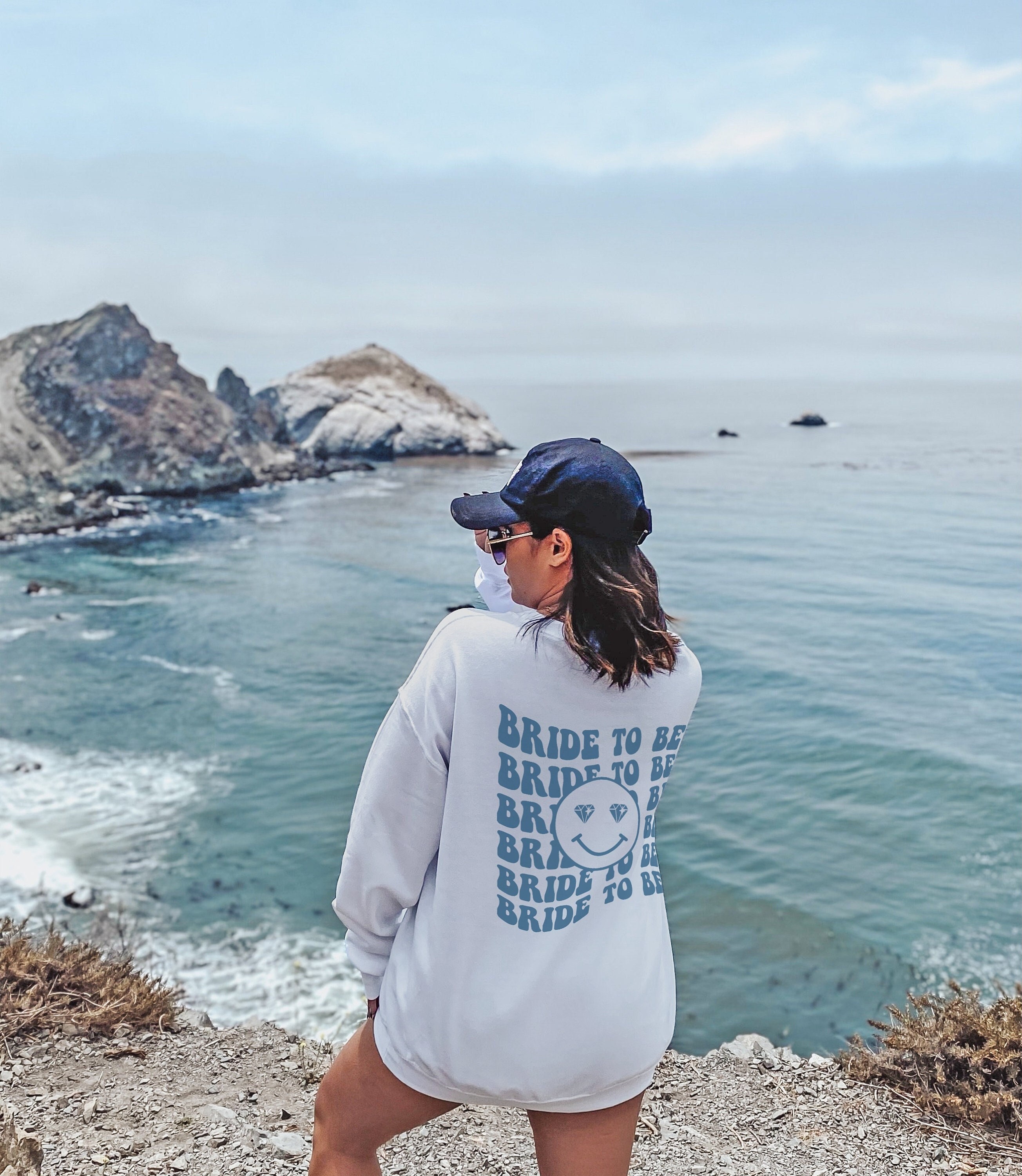 Engagement Gift For Bride Smile Retro Wave Bride To Be Etsy 日本